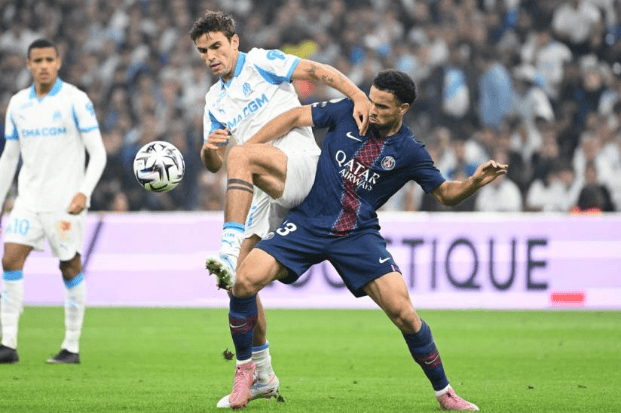 样一个观点, 俱乐部内部 样一个观点, 俱乐部内部