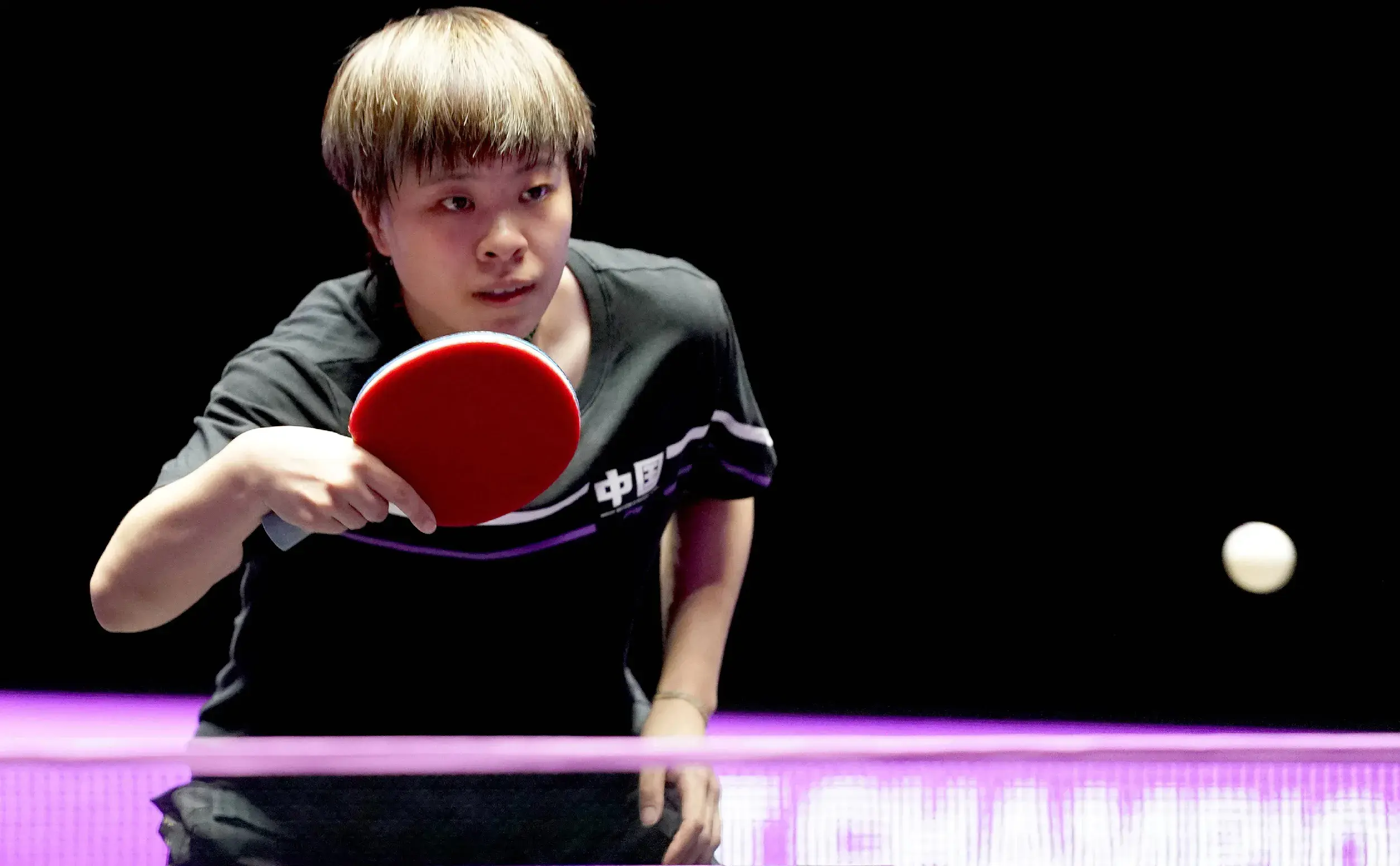 AA, 尤其是在中, 那么过渡到